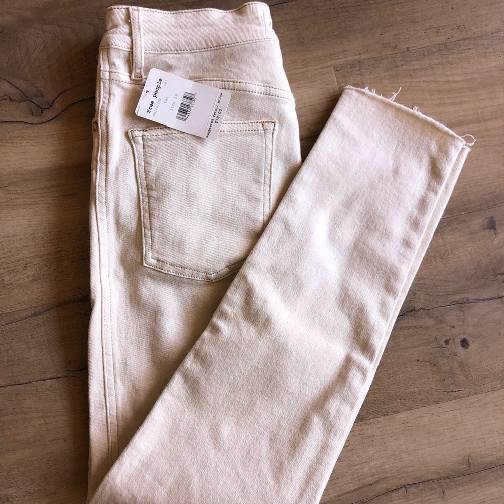 Free People Beige High Waisted Skinny Jean- 29